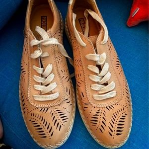 Pikolinos Shoes